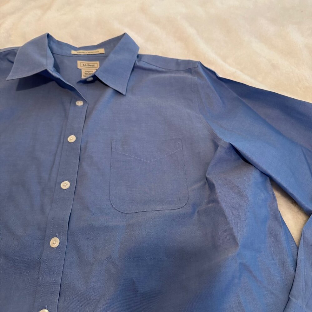 L.L. Bean Wrinkle Resistant Blue Cotton Long Sleeve Button Down Blouse Size L - Picture 5 of 16